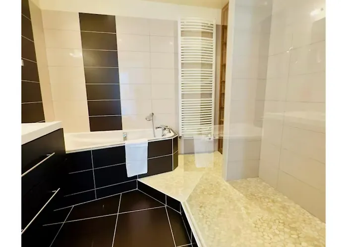 En Famille Face - à Pontaillac Royan